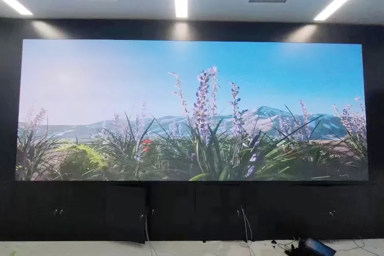 Modular LED Installation - example 1
